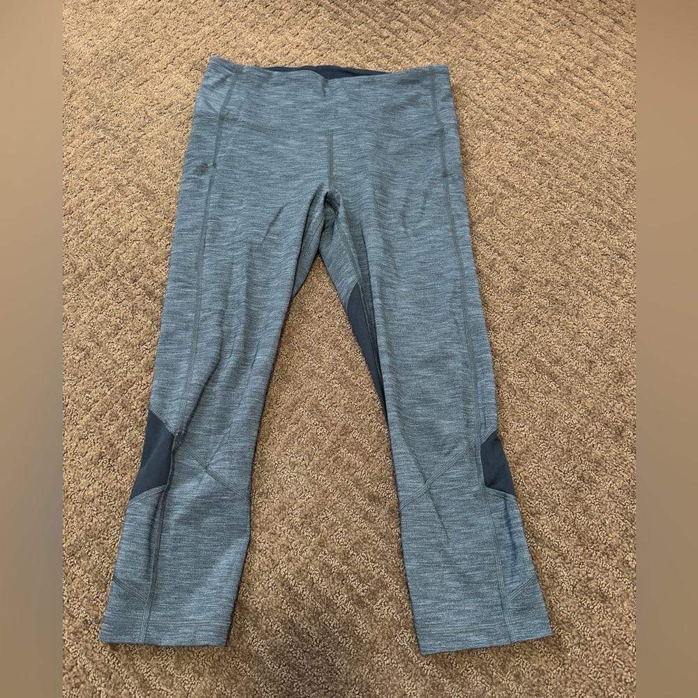 Lululemon Pace Rival Mid-Rise Crop 22" size 8 in heathered black/black